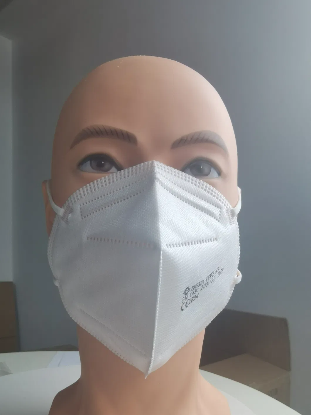 Ffp 2 Filtering Half Mask with White List Mask Ffp 2 Ffp 3